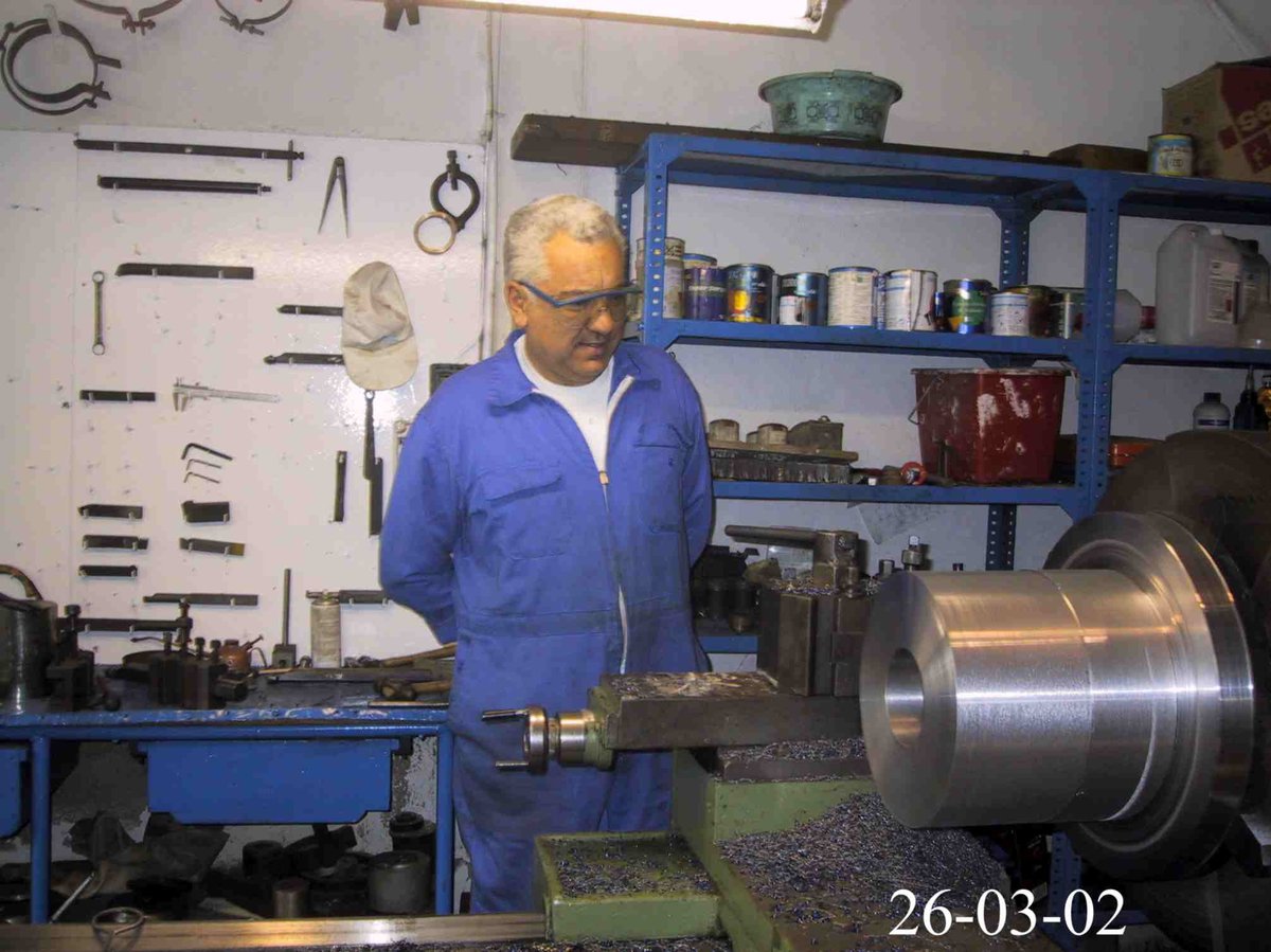 Imagen de Capitol 8 - 2002